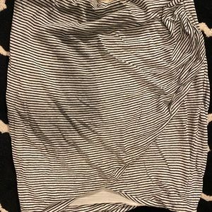 Alice + Olivia by Stacey Bendet 2 piece black and cream mini skirt and top set